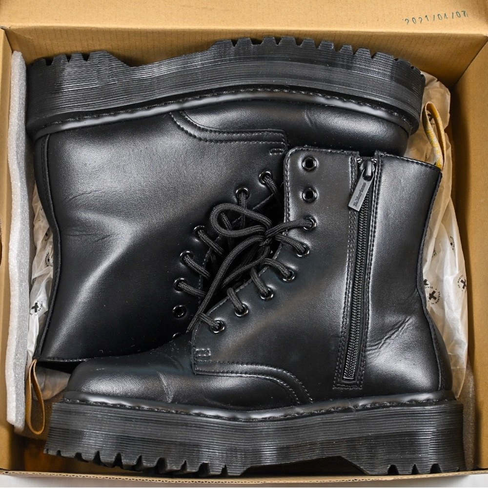 Dr. Martens Black Leather Lace-Up Lug Boots with Side Zip - V Jadon II Mono